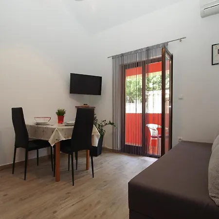 Fuer 3 Personen Ca 35 Qm In Pula, Istrien Istrische Riviera