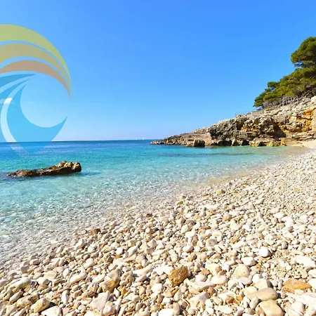 Apartment Fuer 3 Personen Ca 35 Qm In Pula, Istrien Istrische Riviera *